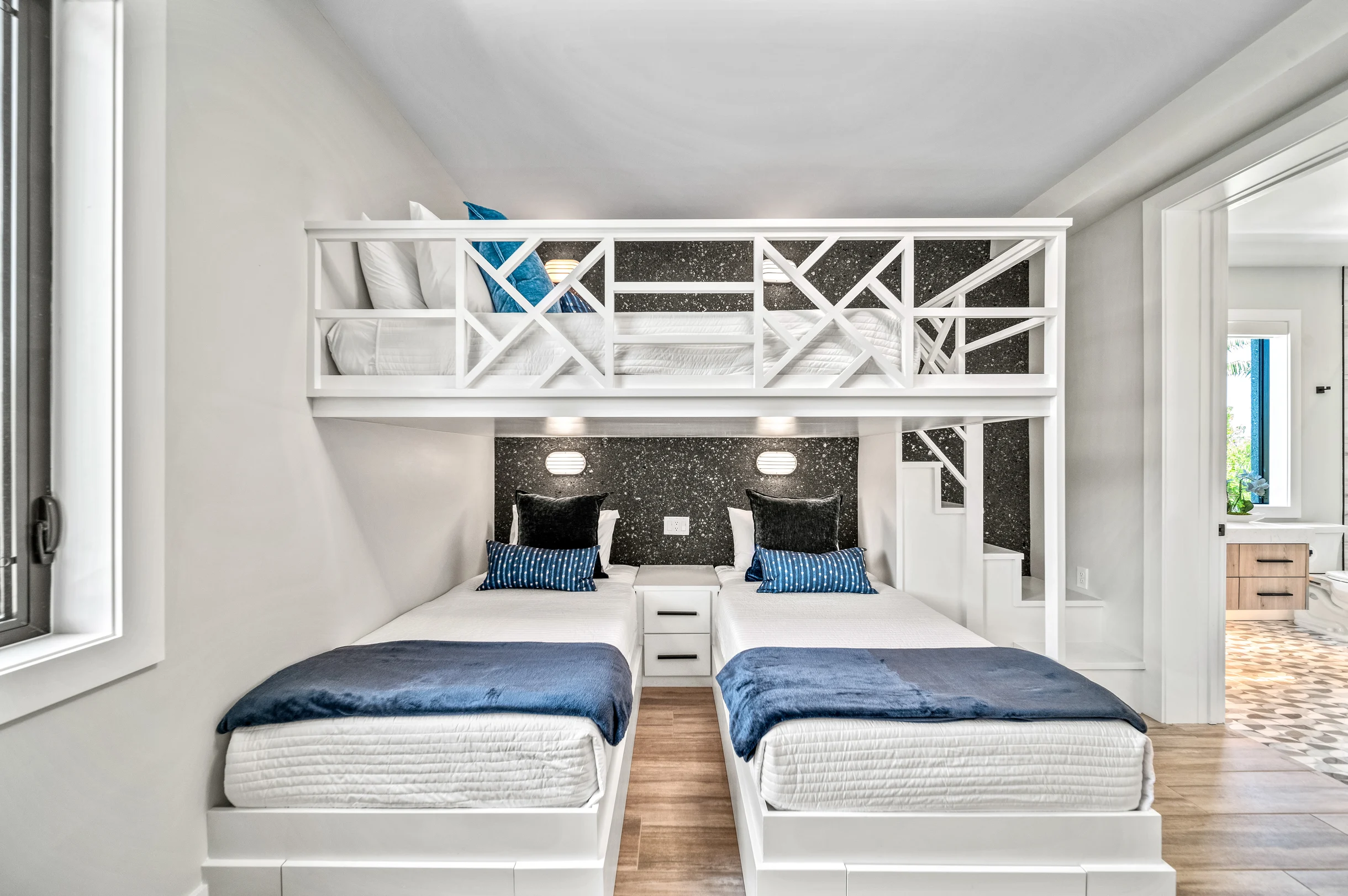 Wander Anna Maria Shores #38