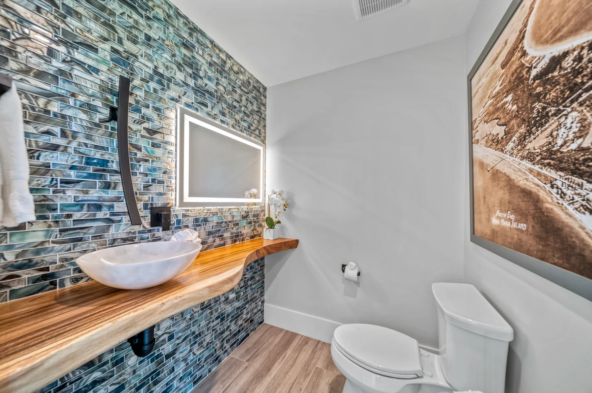 Wander Anna Maria Shores