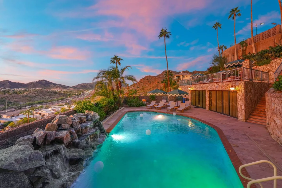 Wander Phoenix Waterfall #2