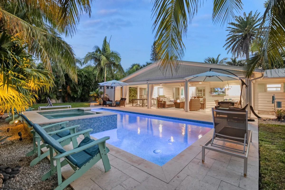 Wander Sarasota Sky #1