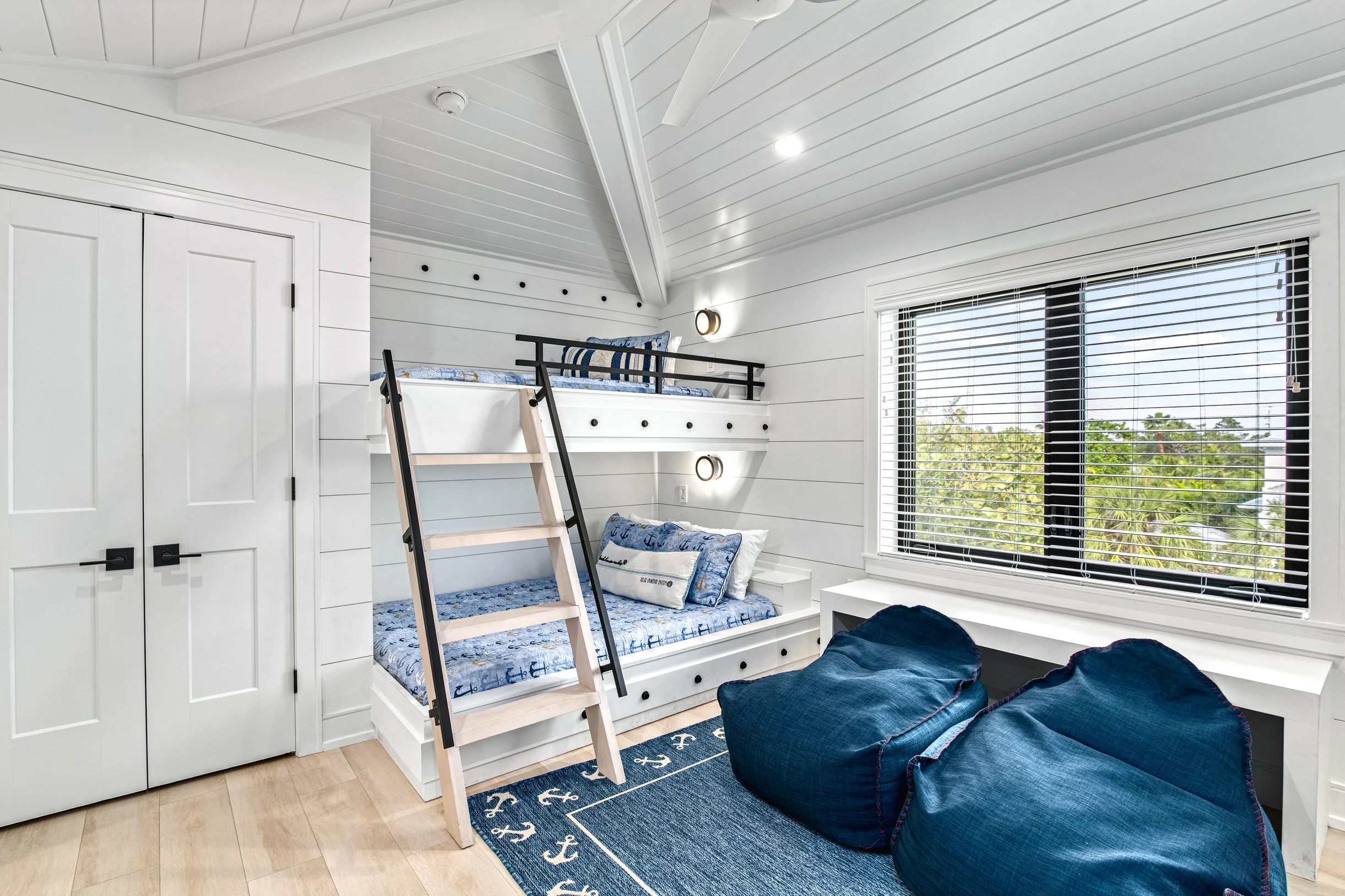 Wander Sarasota Haze #66