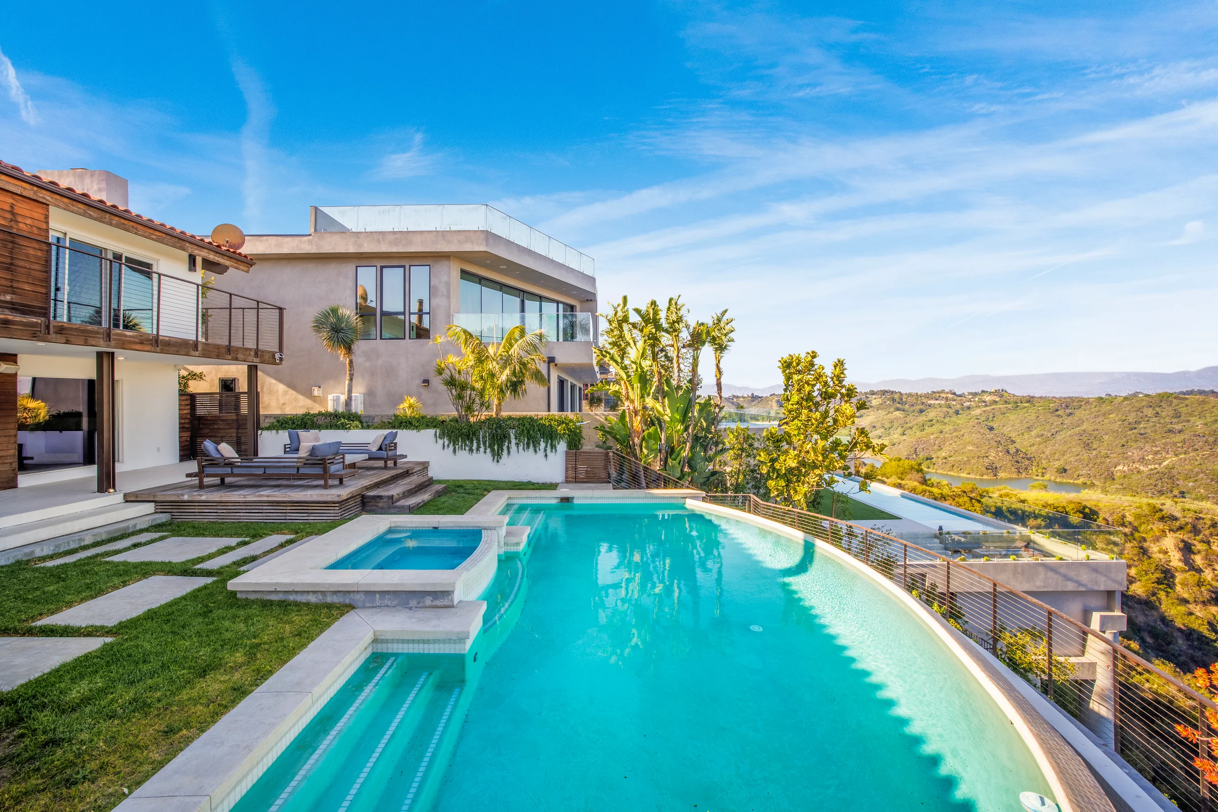 Wander Los Angeles Sky #63