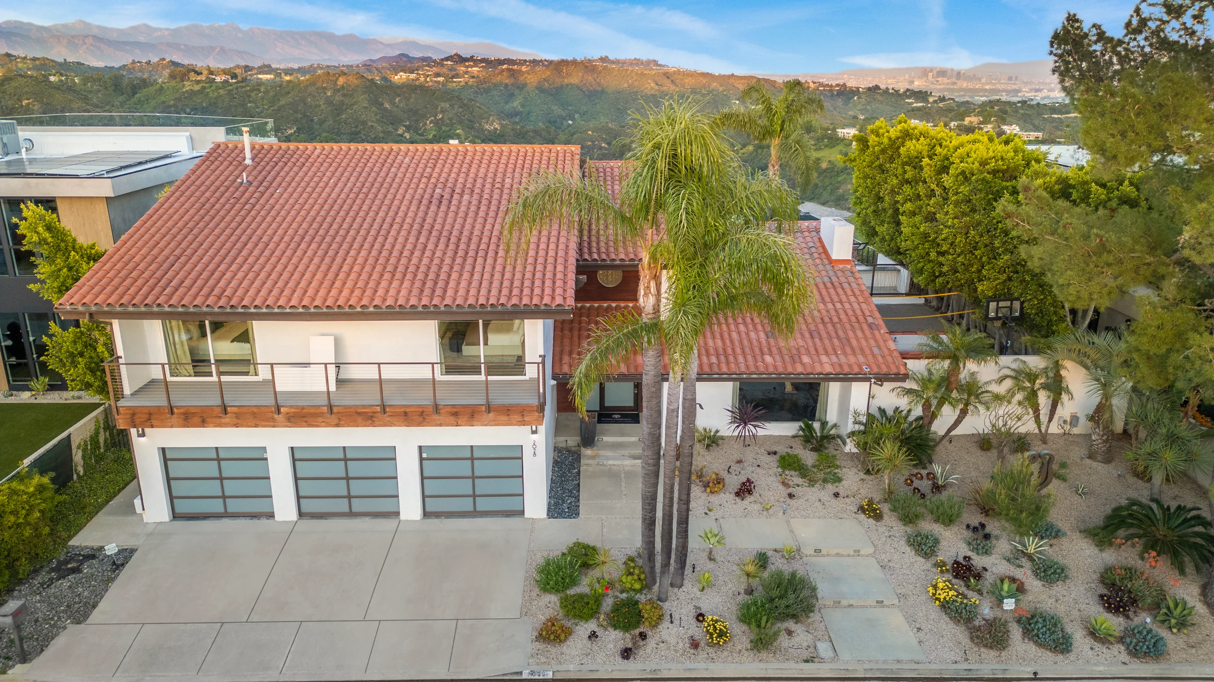 Wander Los Angeles Sky #43