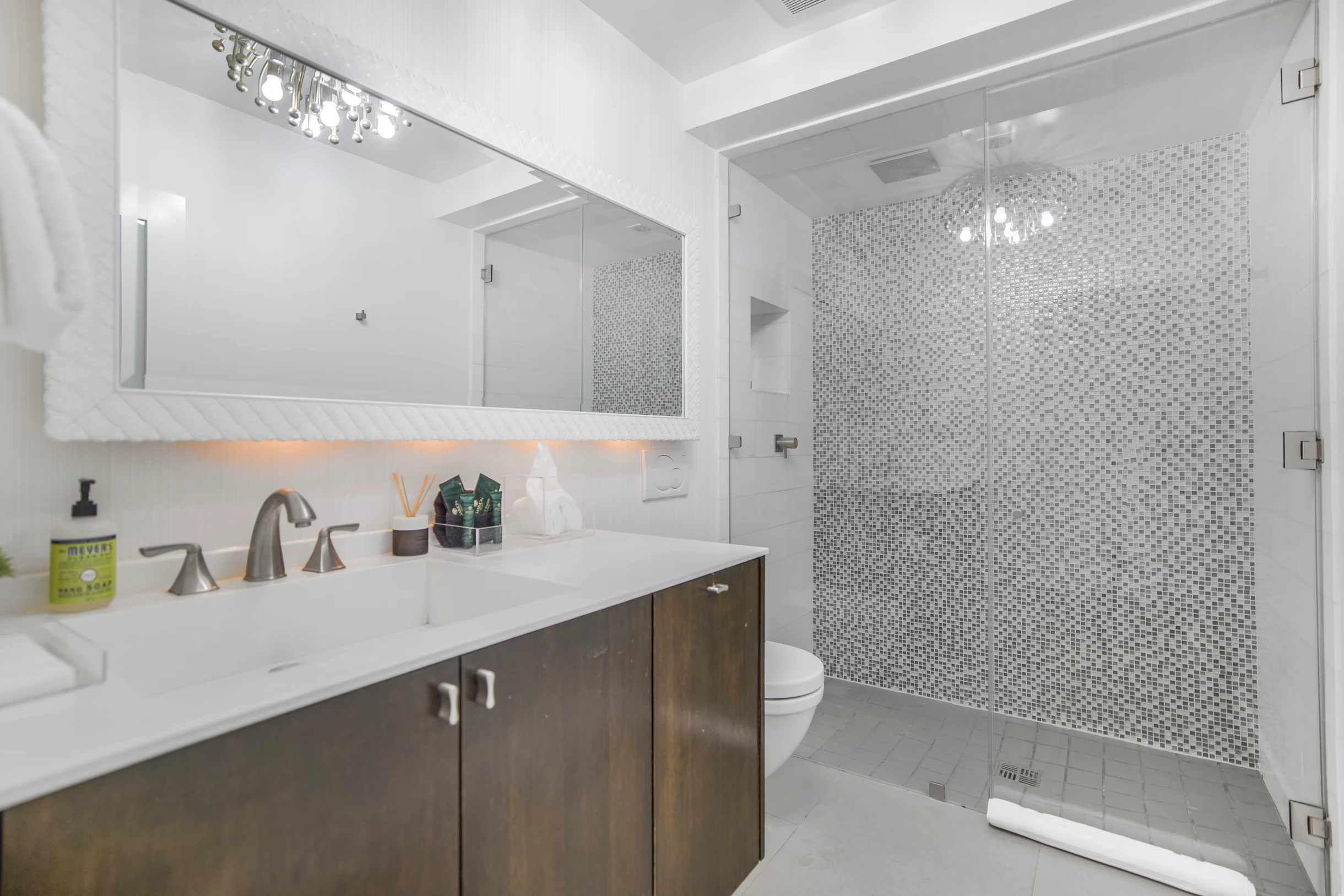 Wander Los Angeles Sky #12