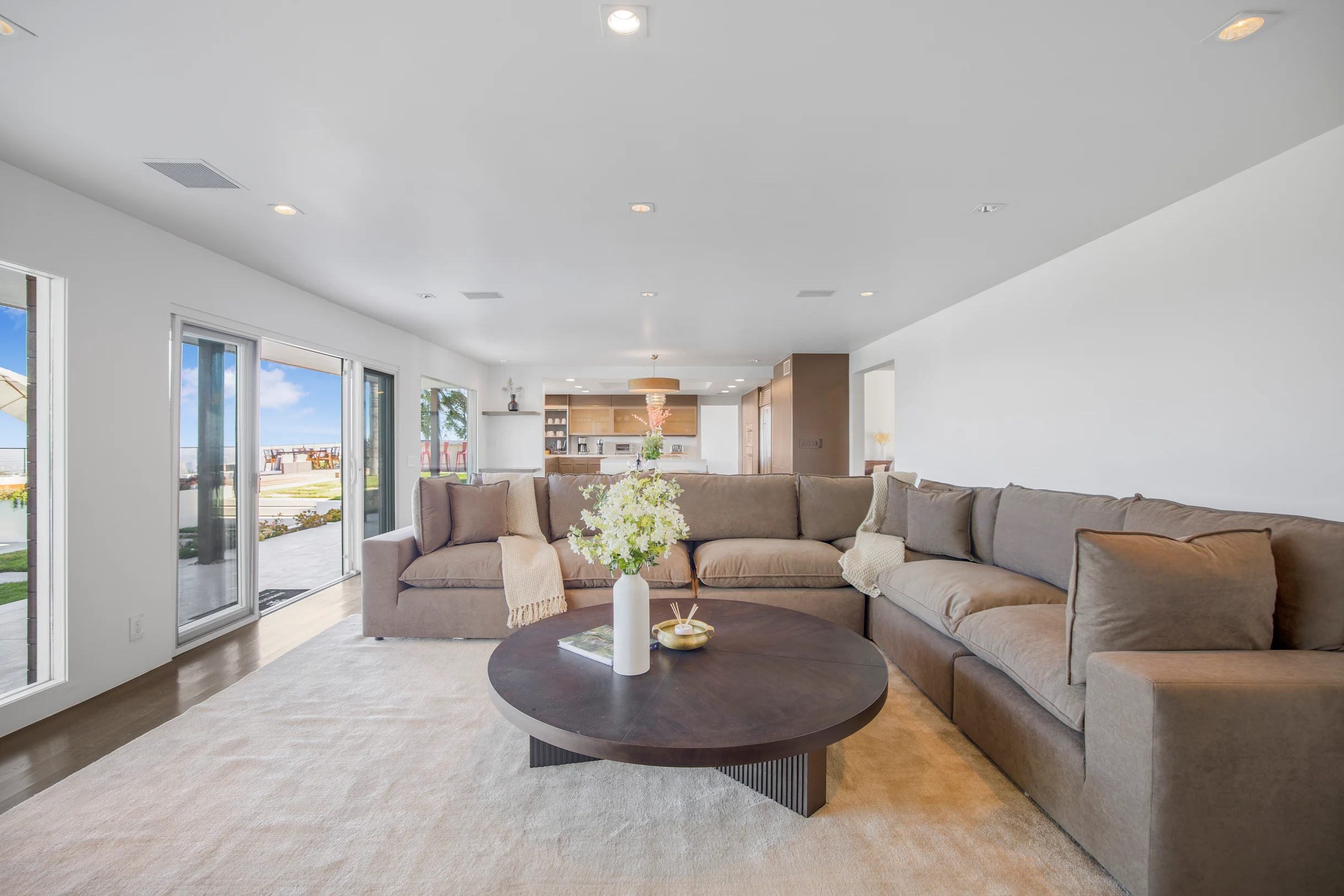 Wander Los Angeles Sky #24