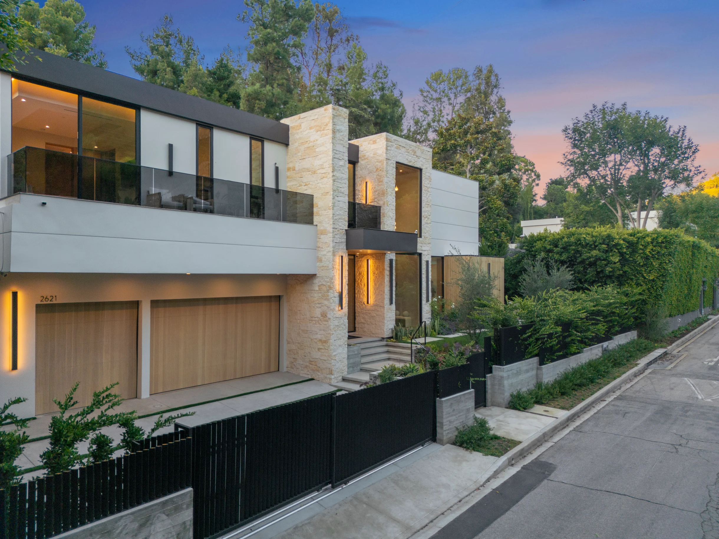 Wander Beverly Hills Oasis #41