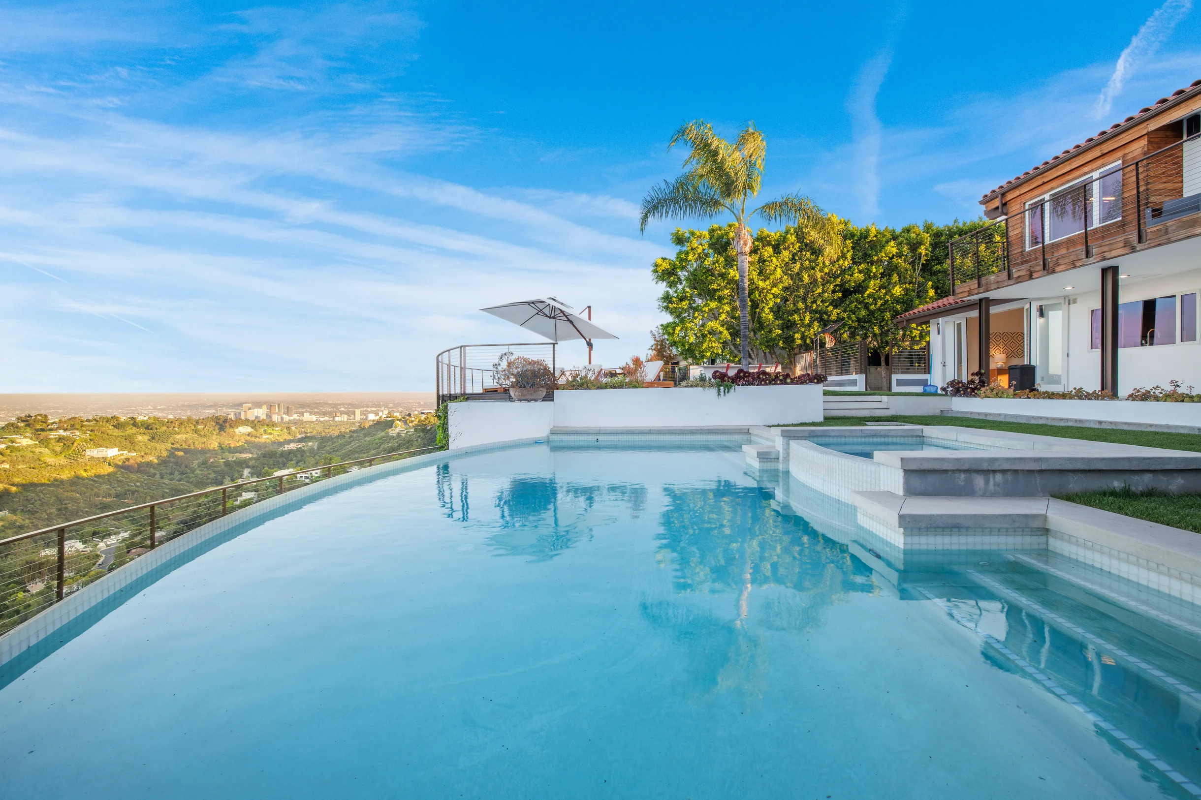 Wander Los Angeles Sky #58