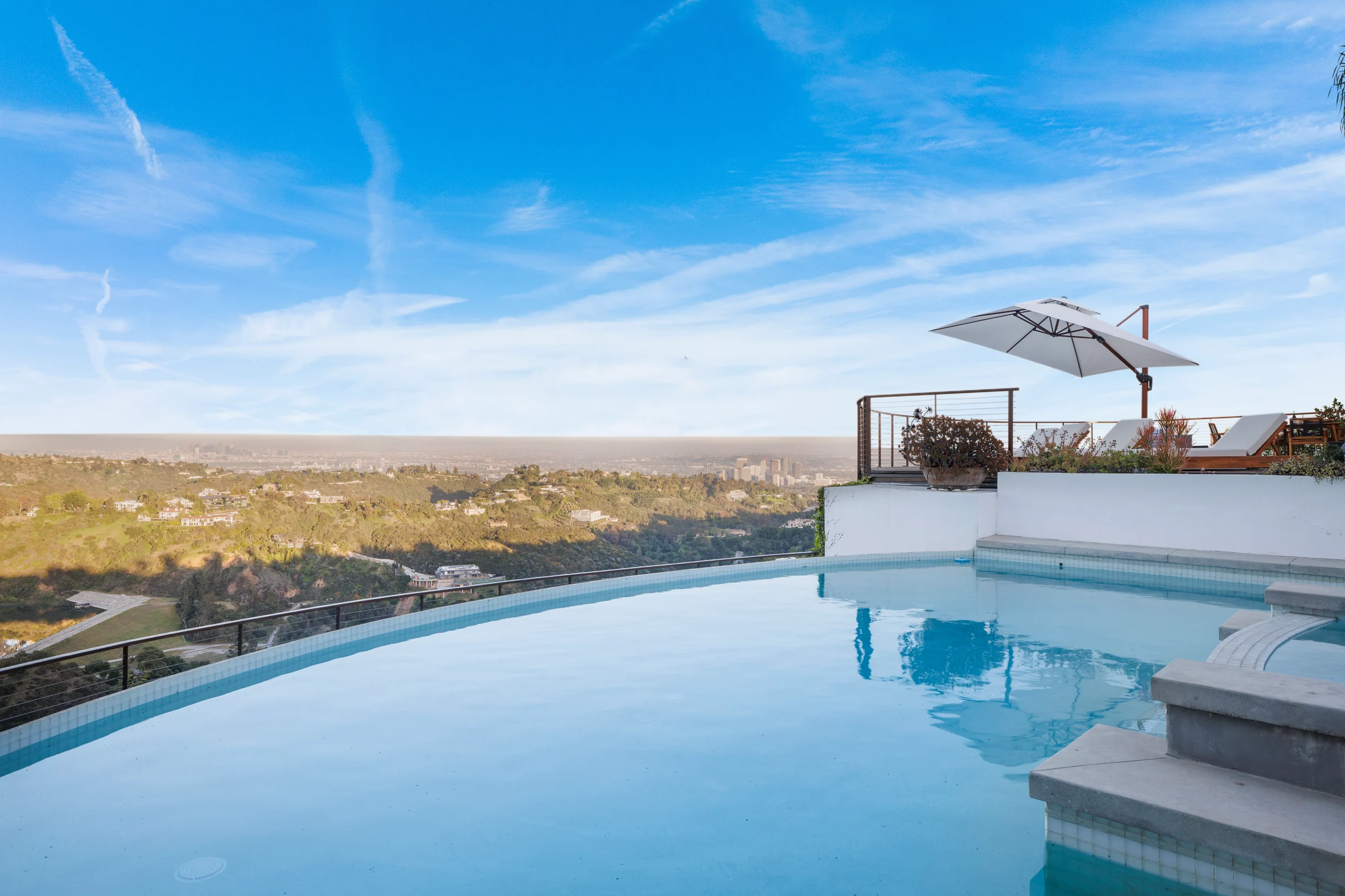 Wander Los Angeles Sky #37