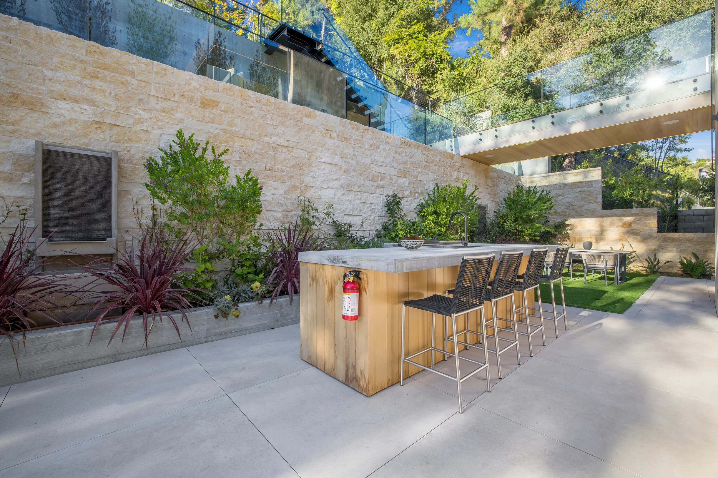 Wander Beverly Hills Oasis #43