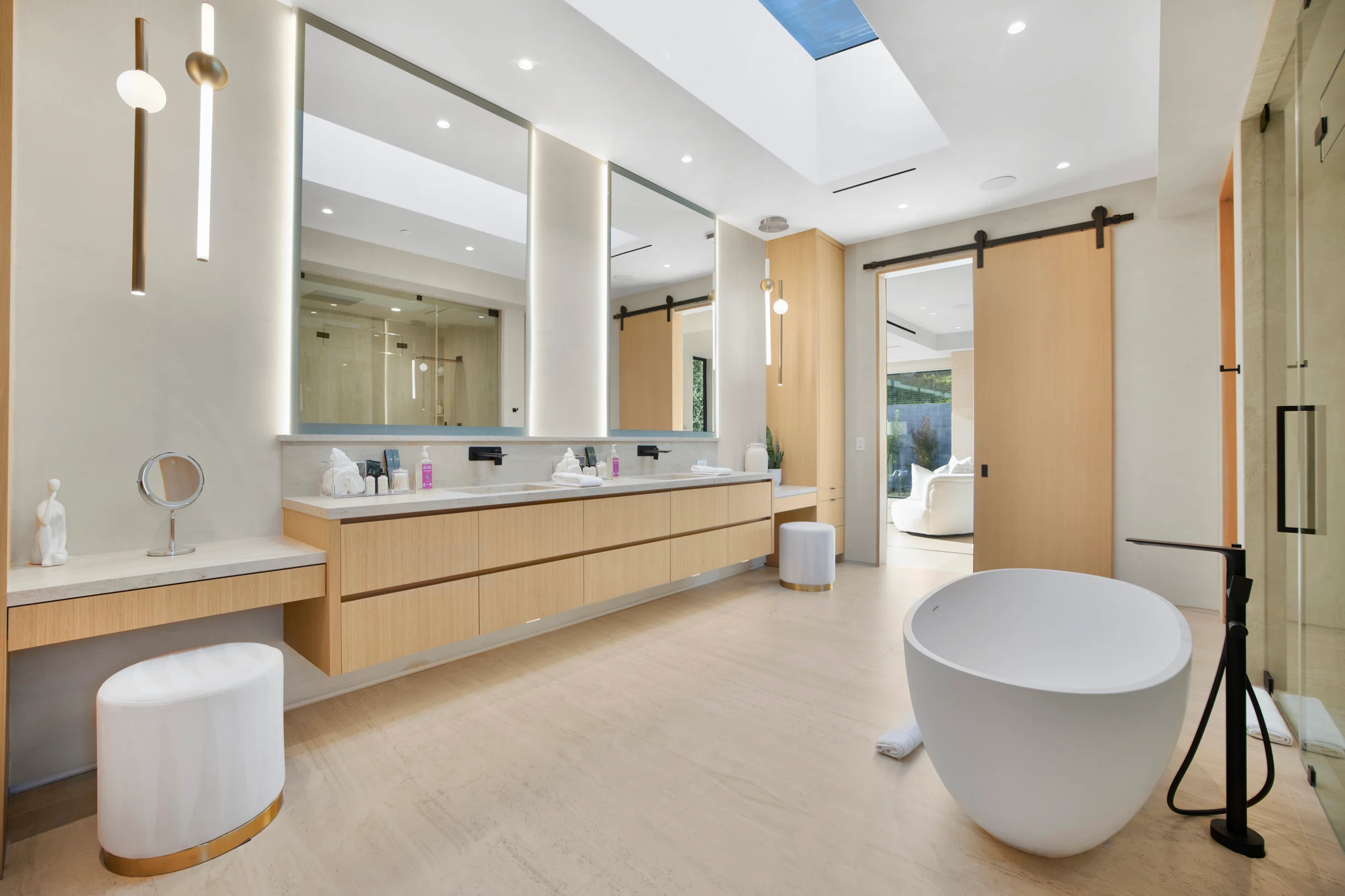 Wander Beverly Hills Oasis #55