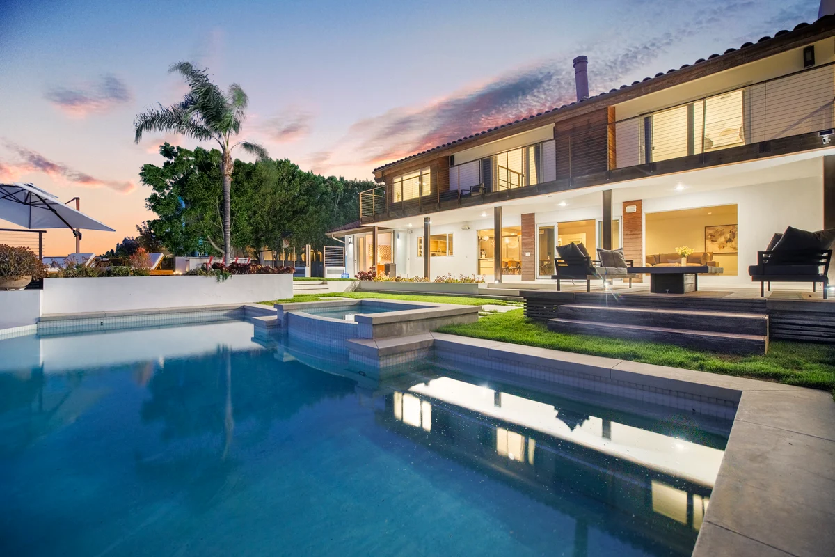 Wander Los Angeles Sky