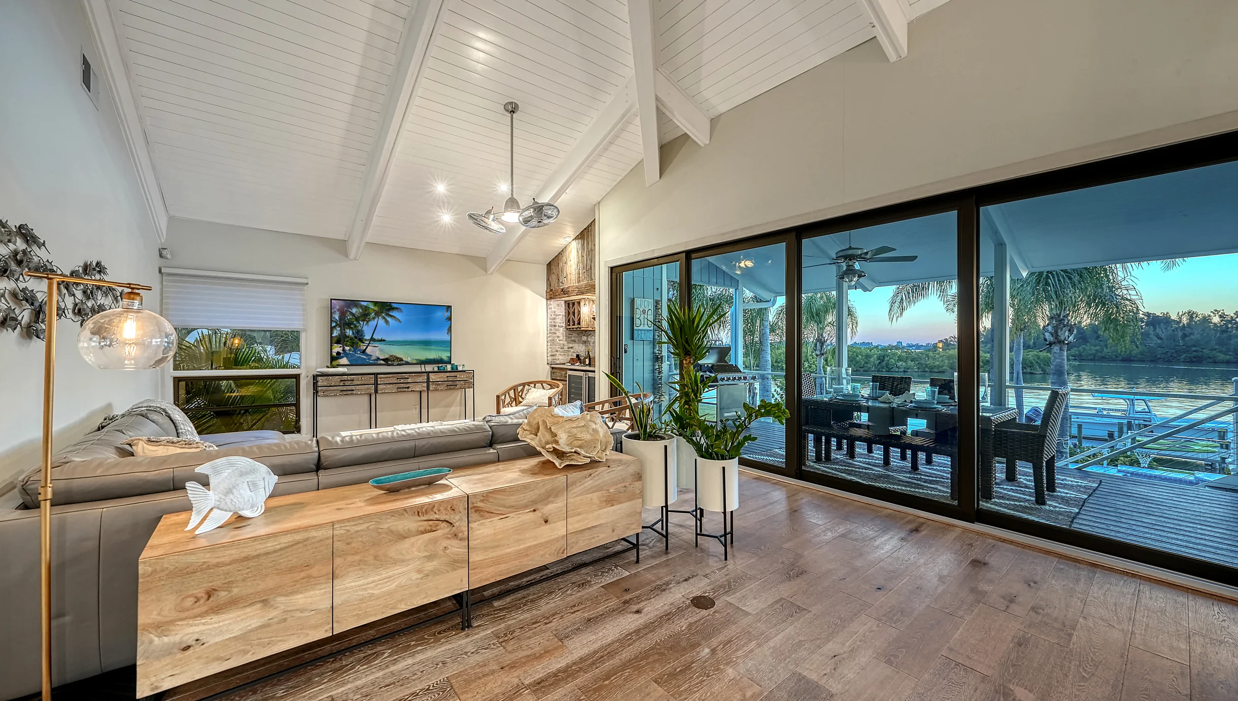 Wander Sarasota Keyview #24