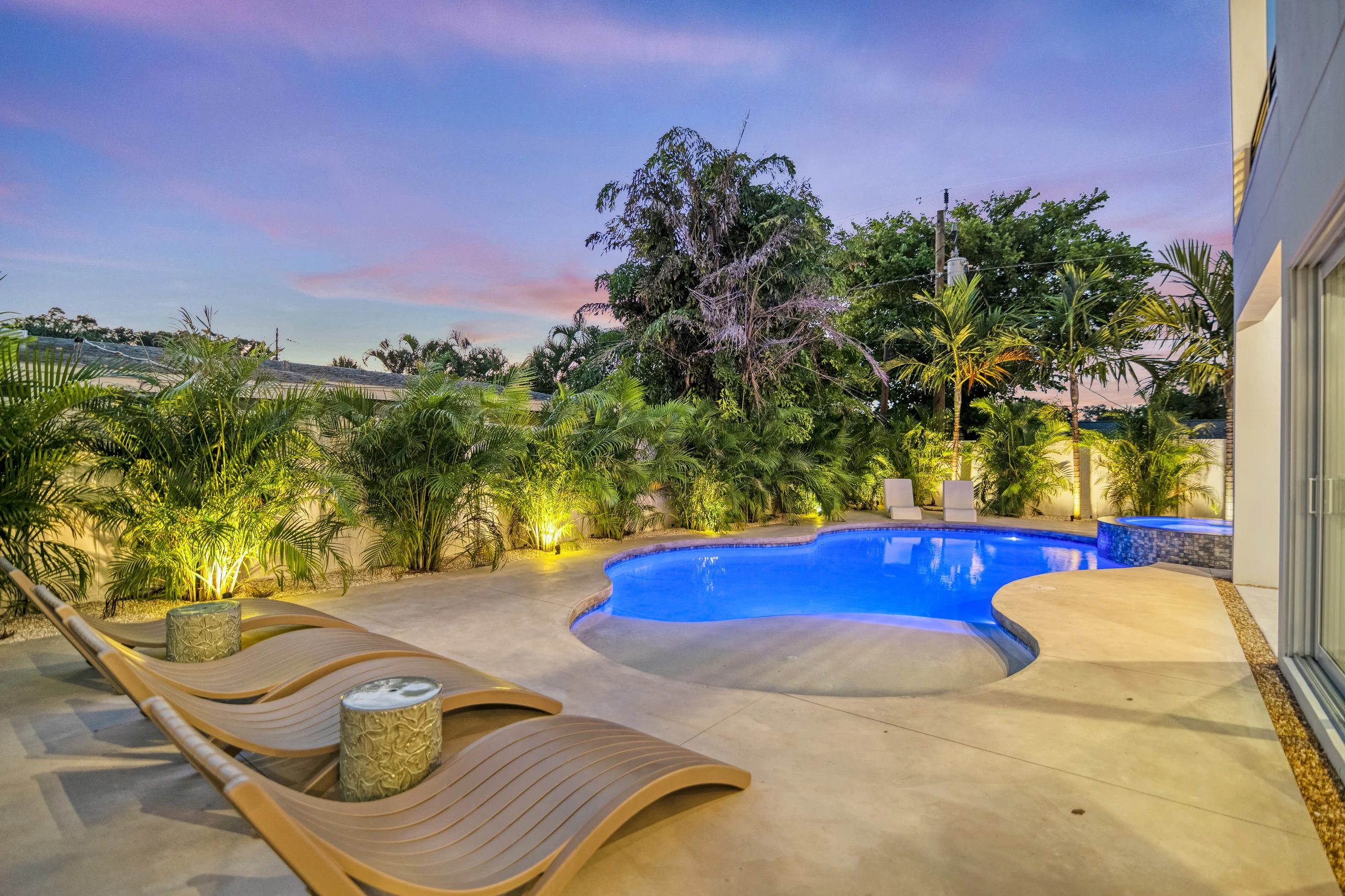 Wander Sarasota Palmetto #89