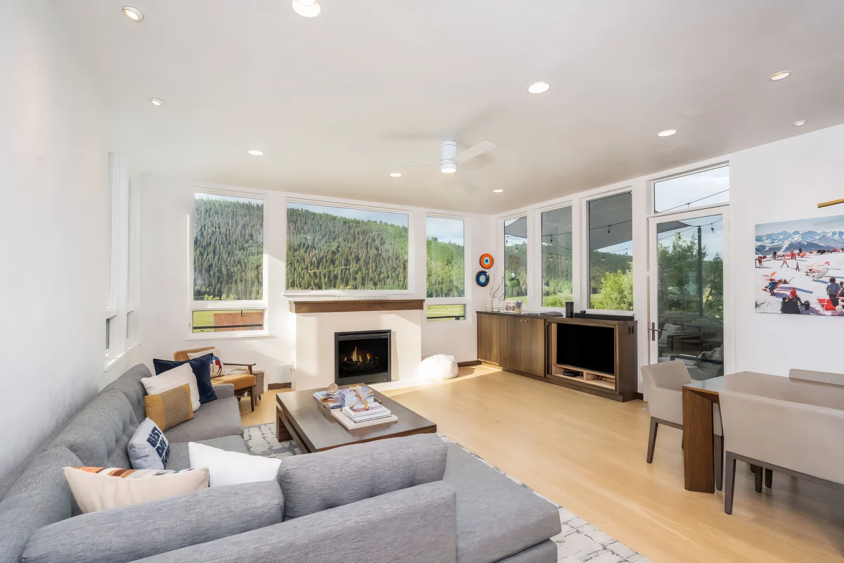 Wander Telluride Summit