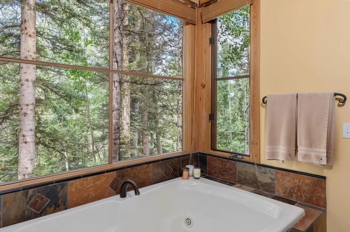 Wander Mountain Village #24