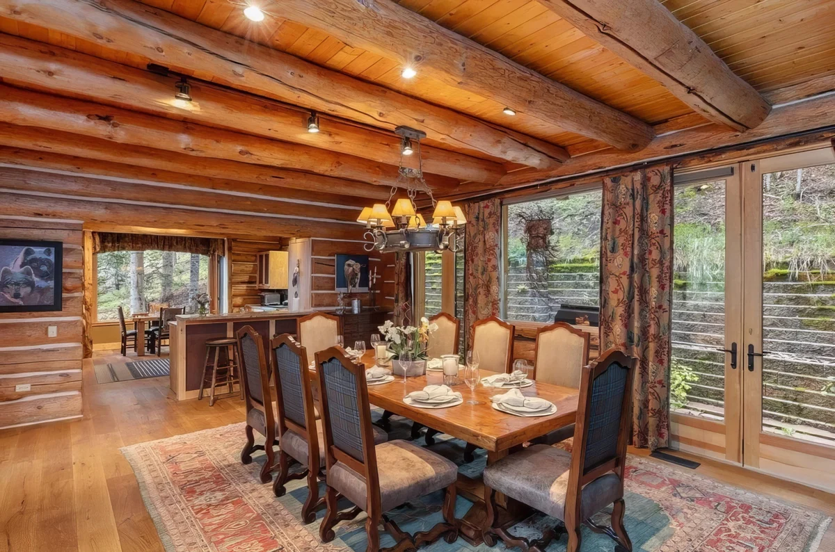 Wander Mountain Village #21