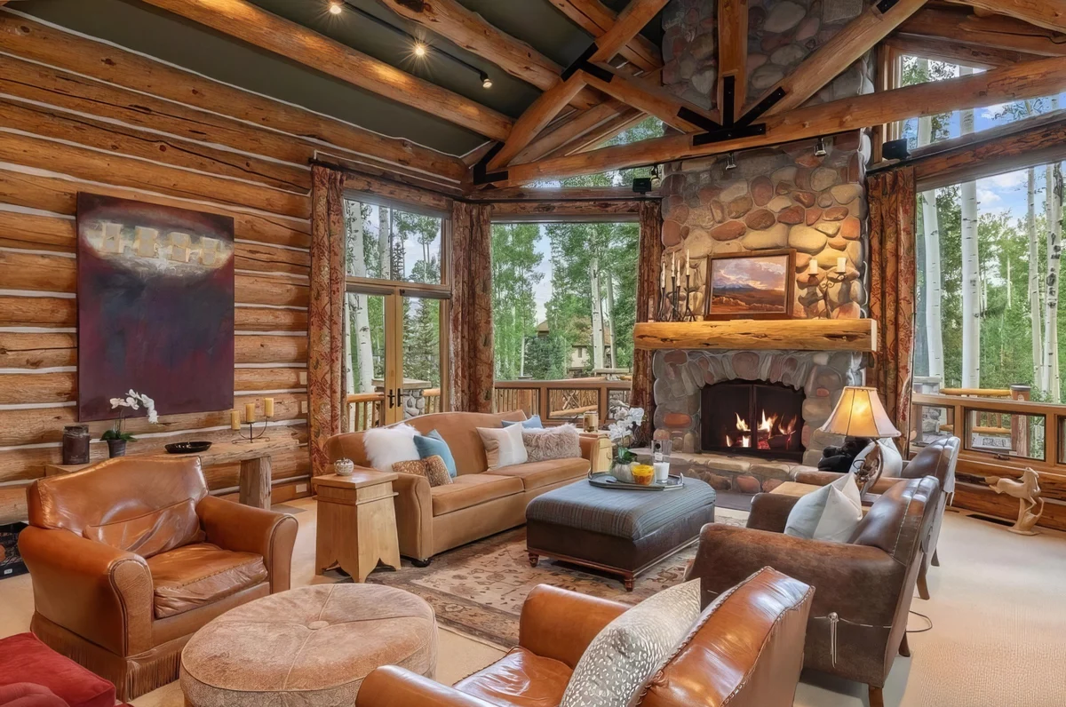 Wander Mountain Village #17