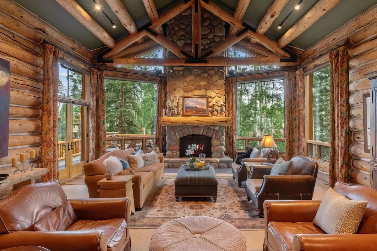 Wander Mountain Village #26