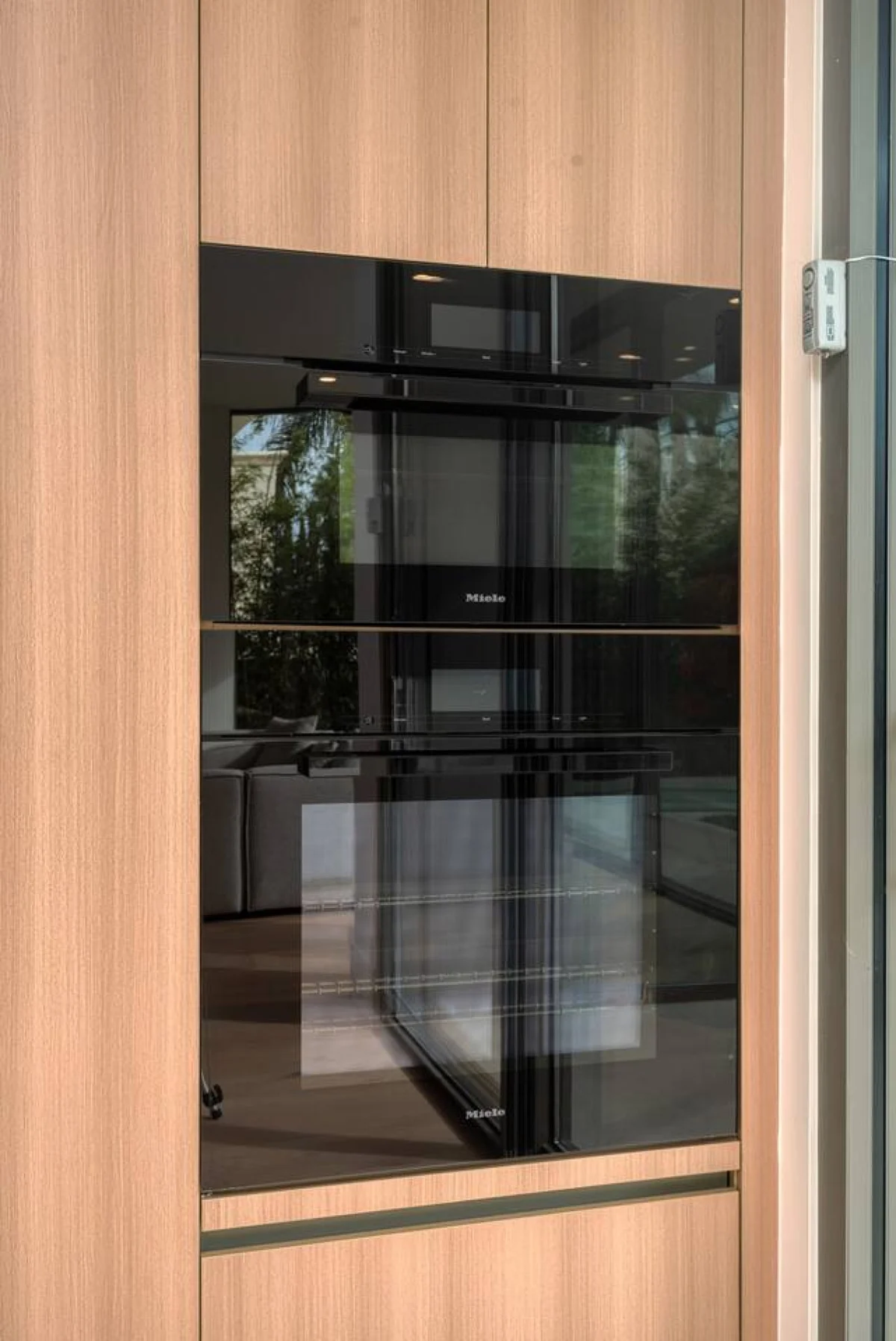 Luxurious 4BR Home w/ Pool, Jacuzzi & Free Parking #52