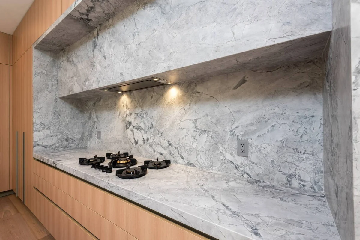 Luxurious 4BR Home w/ Pool, Jacuzzi & Free Parking #49