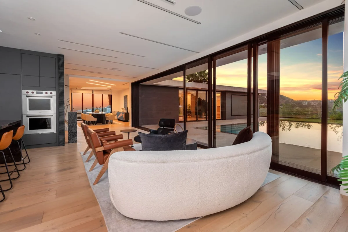 Luxurious Mansion with Stunning Views,Pool,Jacuzzi #102