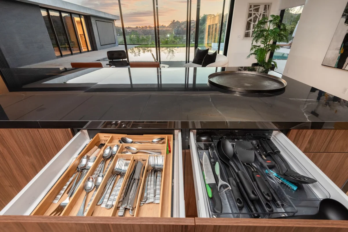 Luxurious Mansion with Stunning Views,Pool,Jacuzzi #129