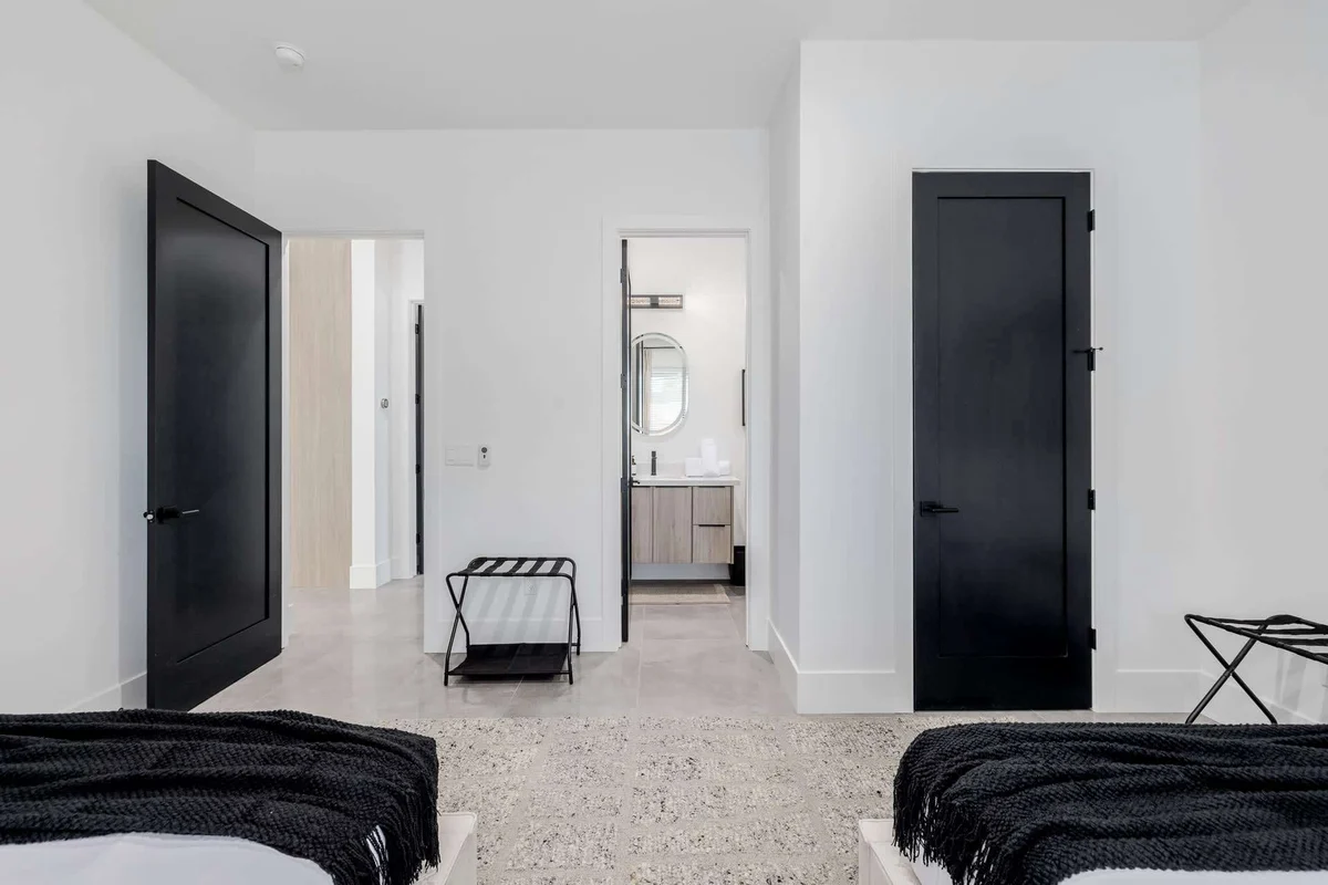 Wander Scottsdale Green #21