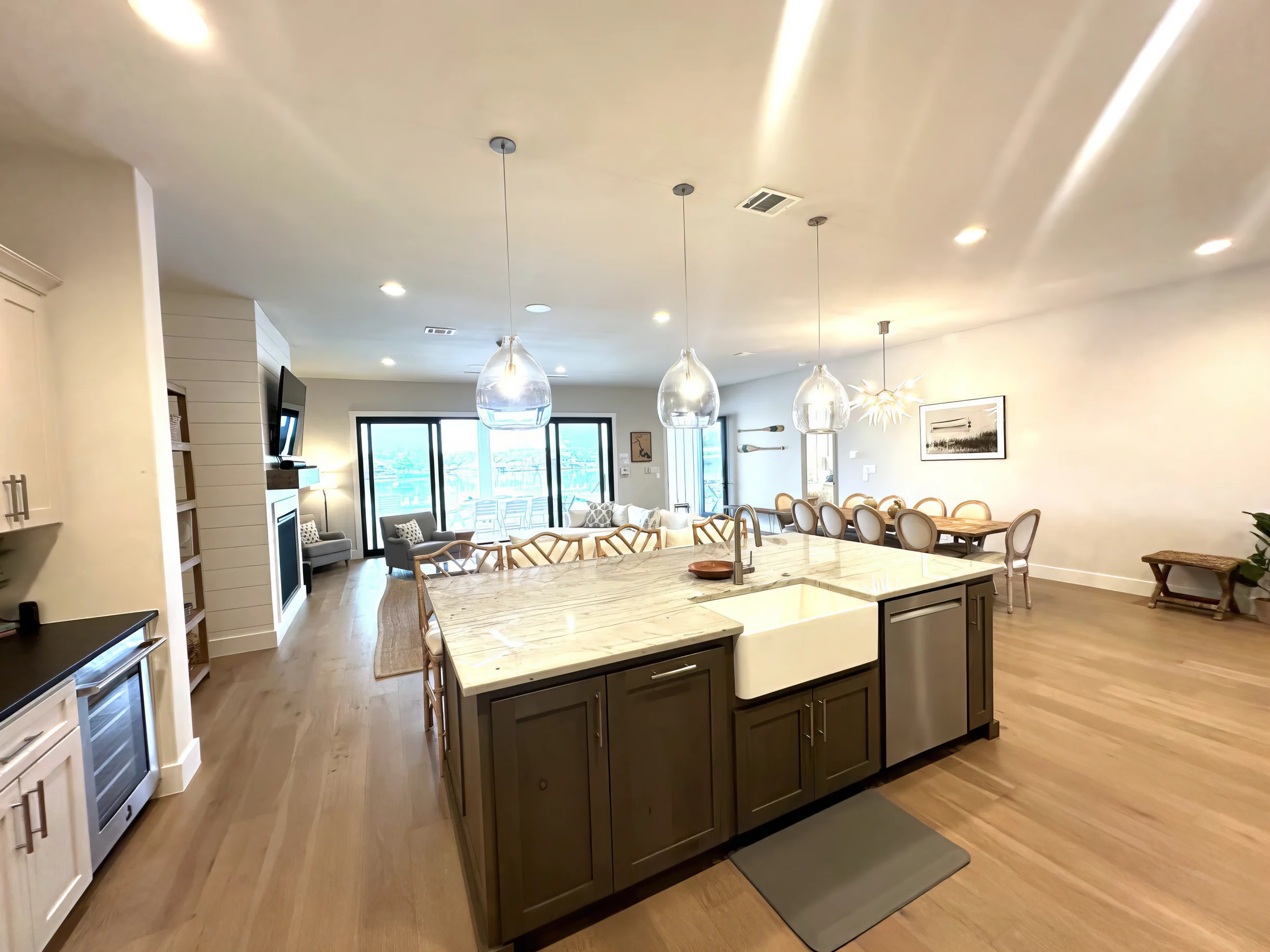 Wander Kingsland Lakefront #8