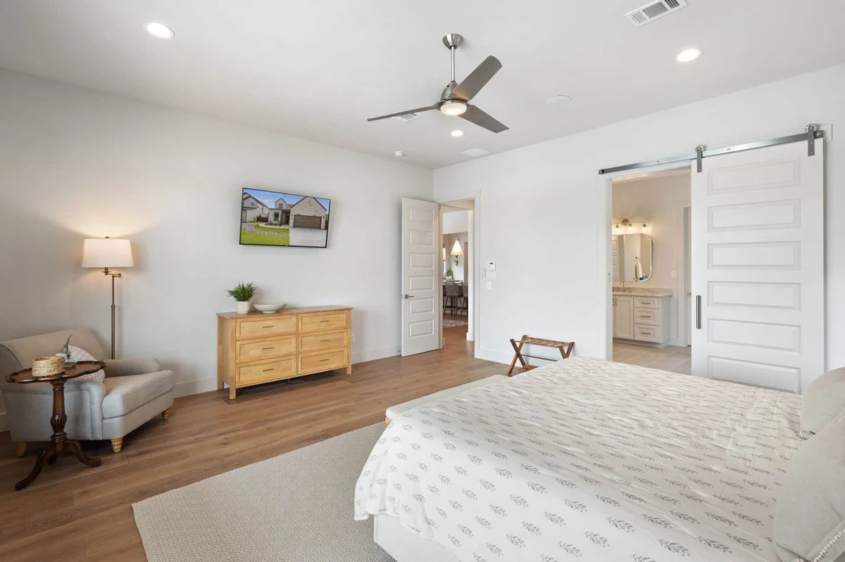 Wander Kingsland Waterfront #26