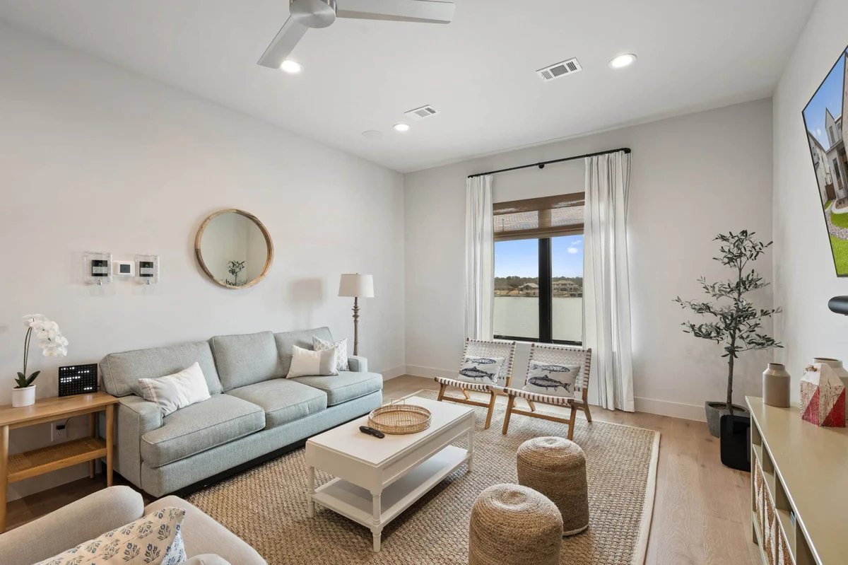 Wander Kingsland Waterfront #36