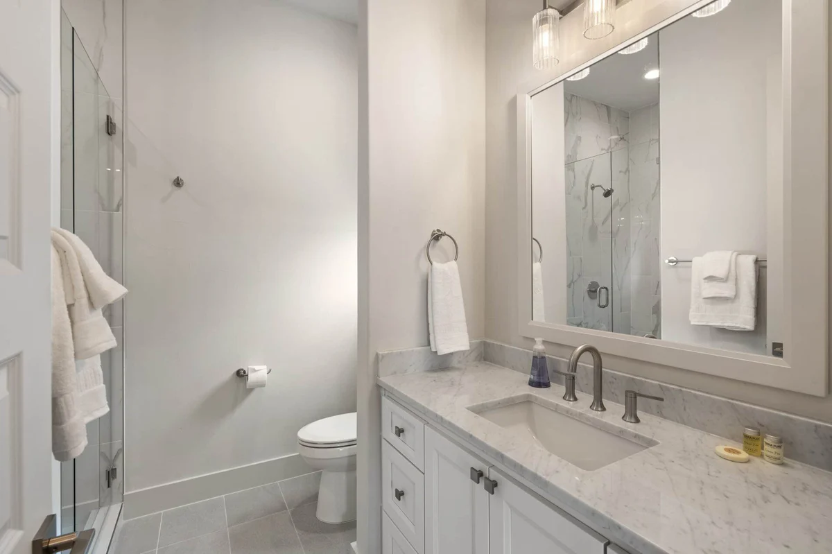 Wander Kingsland Waterfront #17