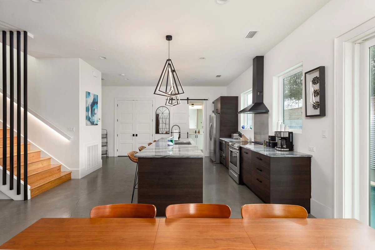 Wander Panama City Palms