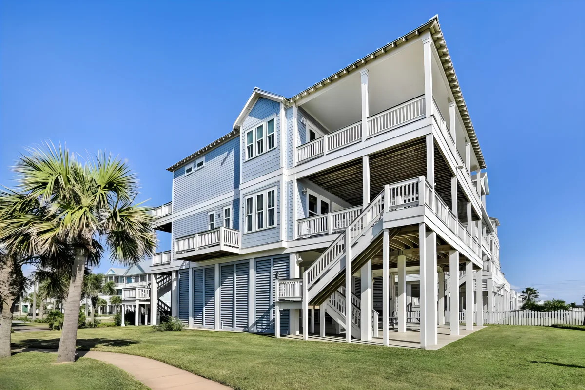 Wander Galveston Retreat #1