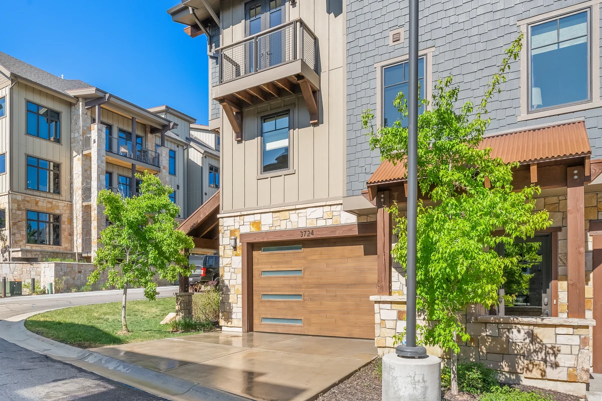 Wander Park City Hollow