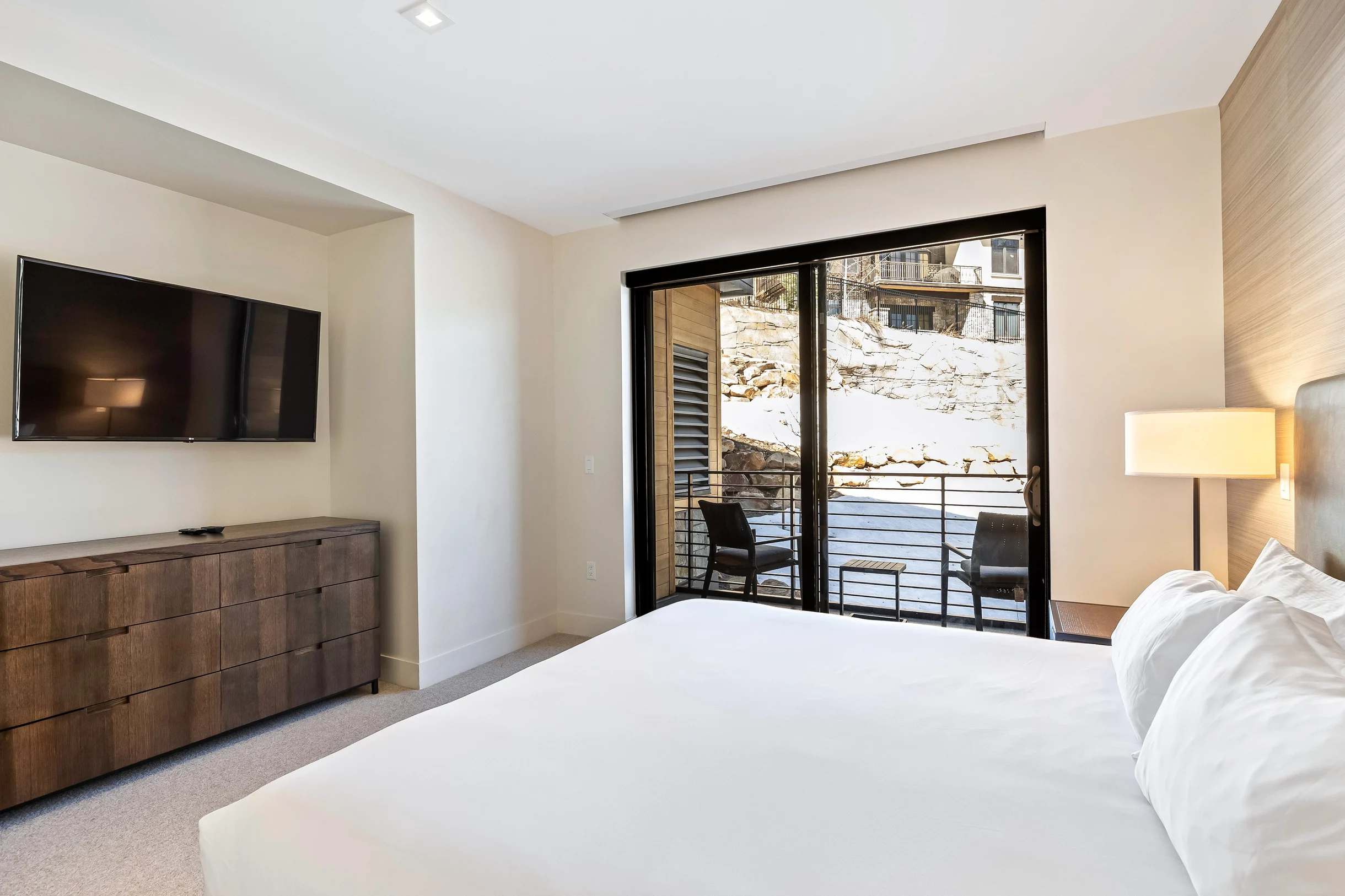 Wander Park City Glow #40