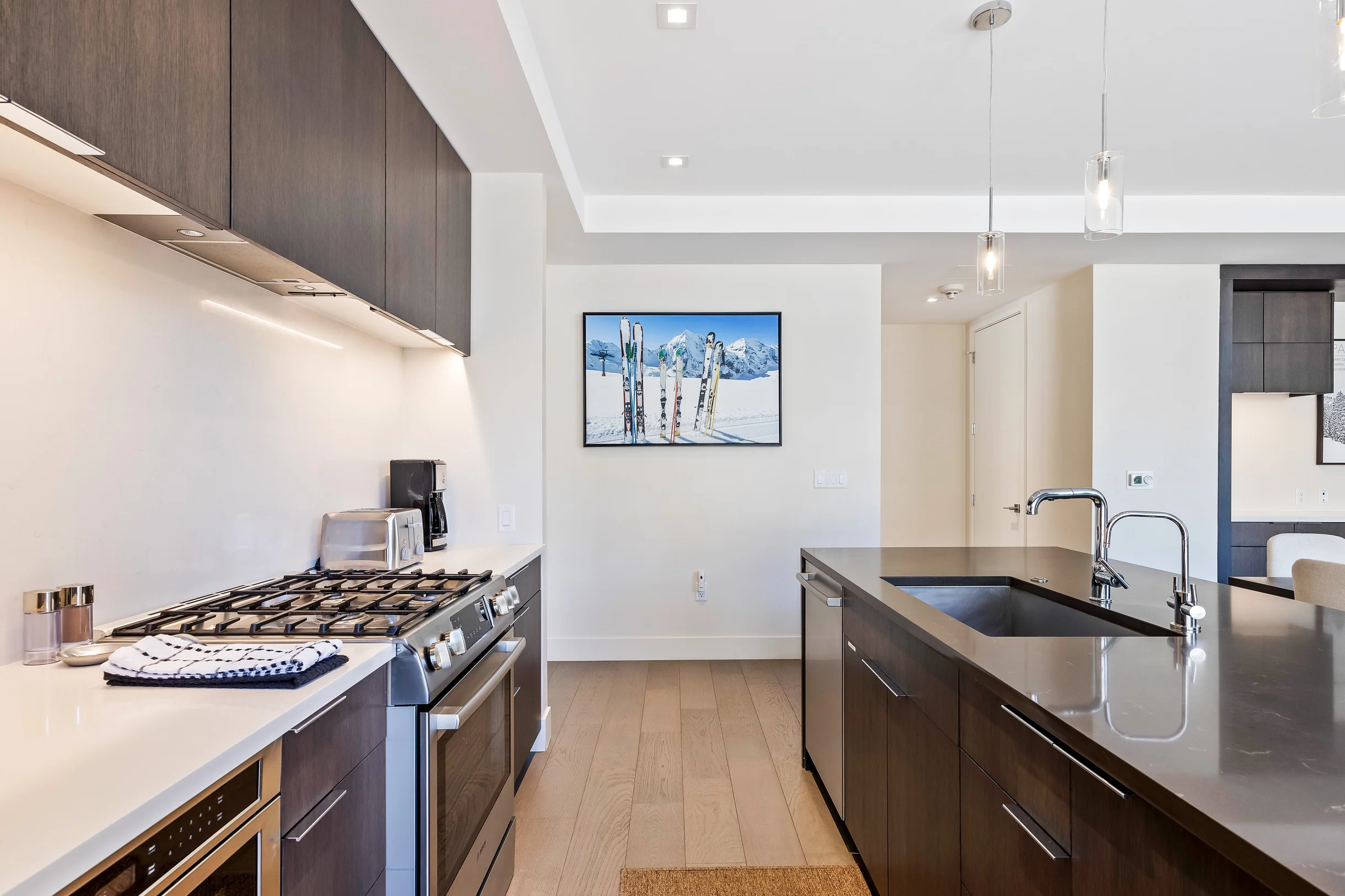 Wander Park City Glow #65