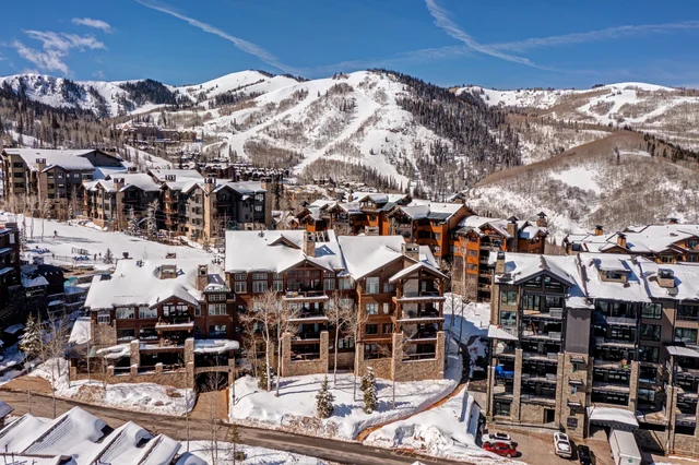 Wander Park City Bluff #2