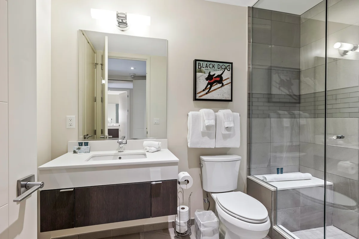 Wander Park City Glow