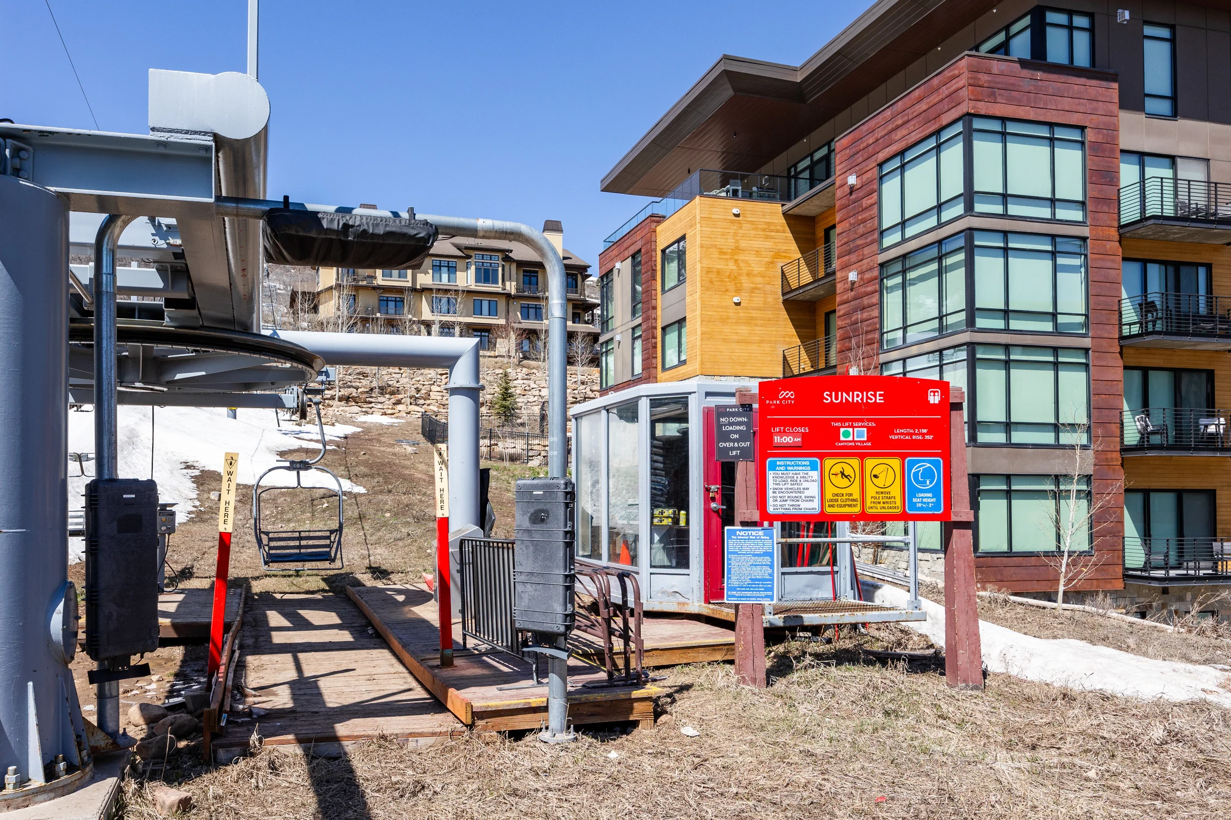 Wander Park City Glow #114