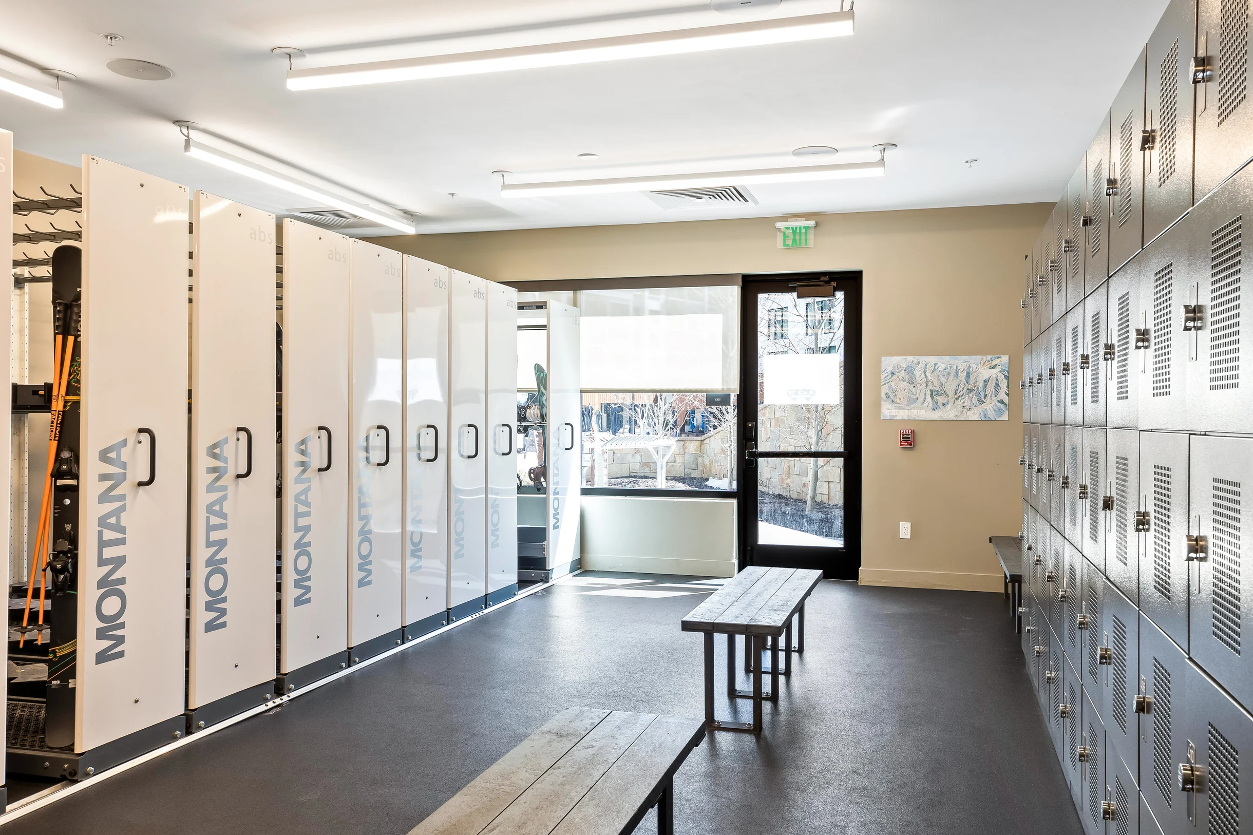 Wander Park City Glow #79