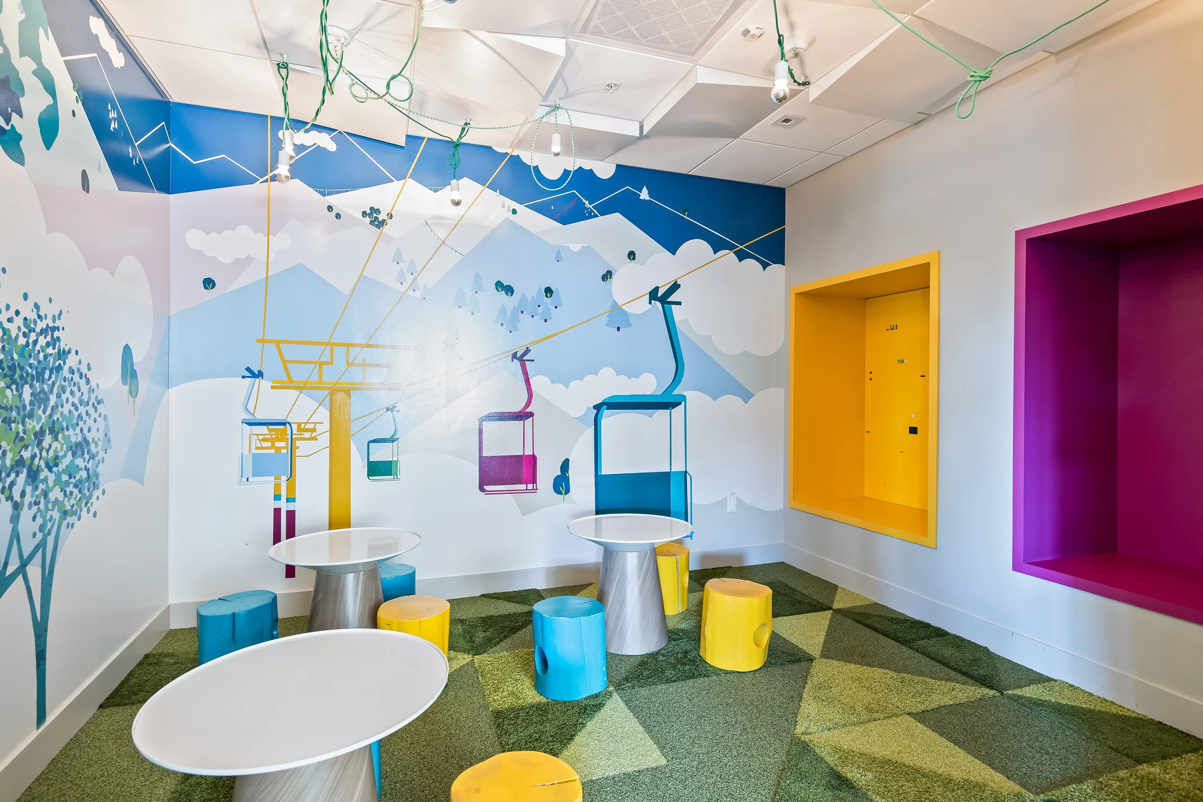 Wander Park City Glow #83