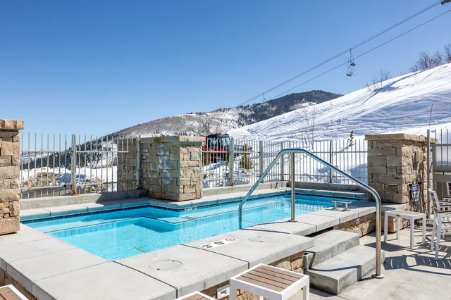 Wander Park City Apex #4