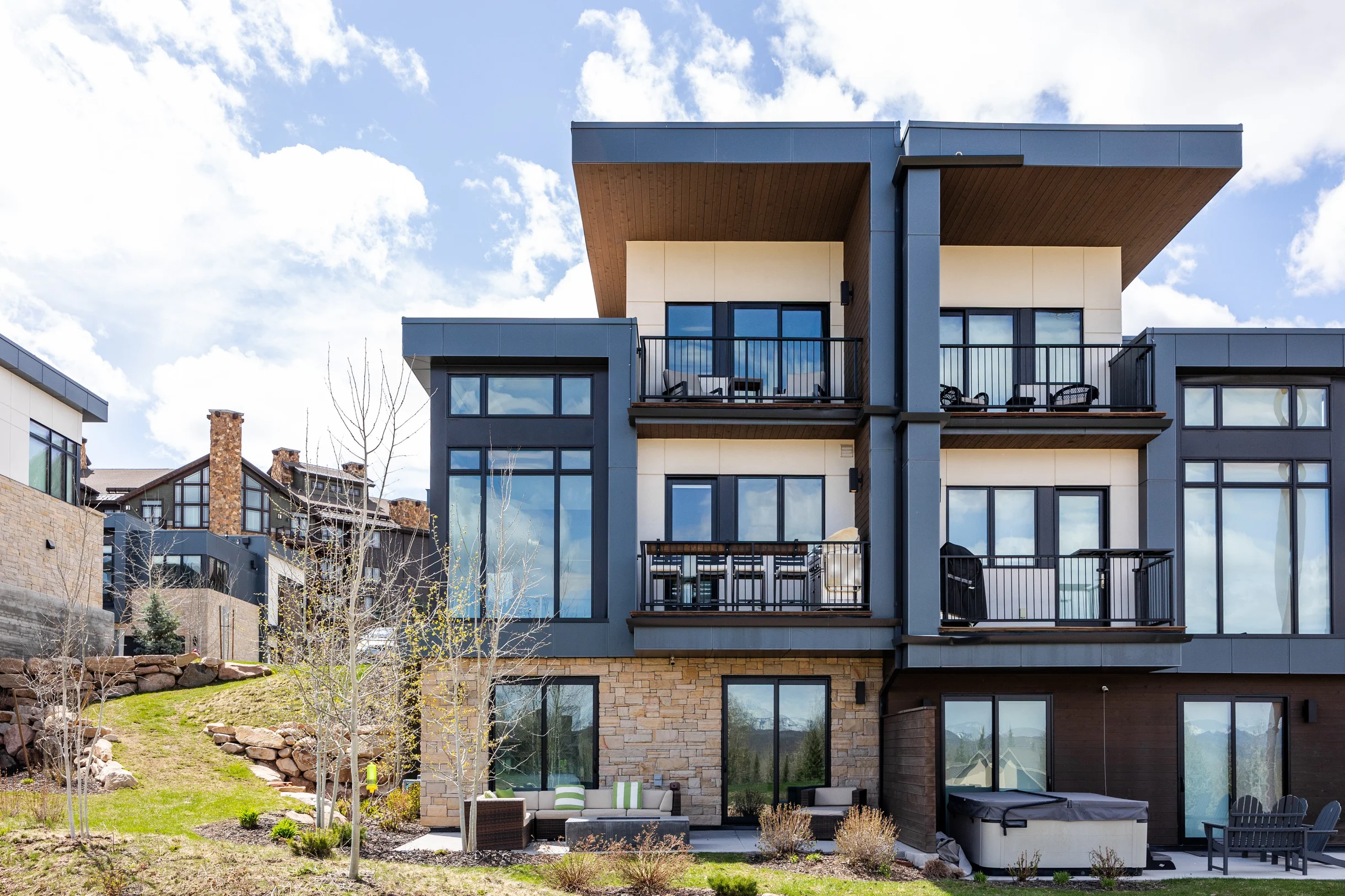 Wander Park City Frost #4