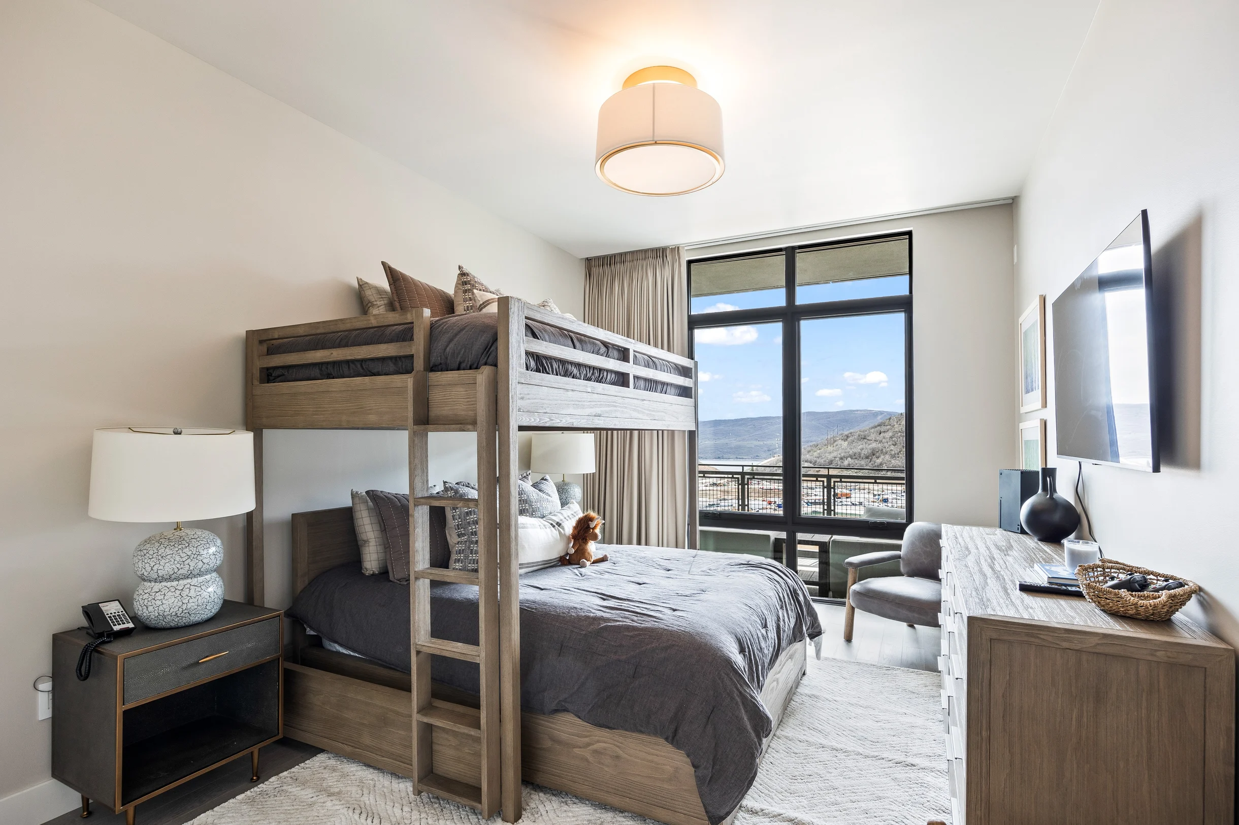 Wander Midway Valley #13