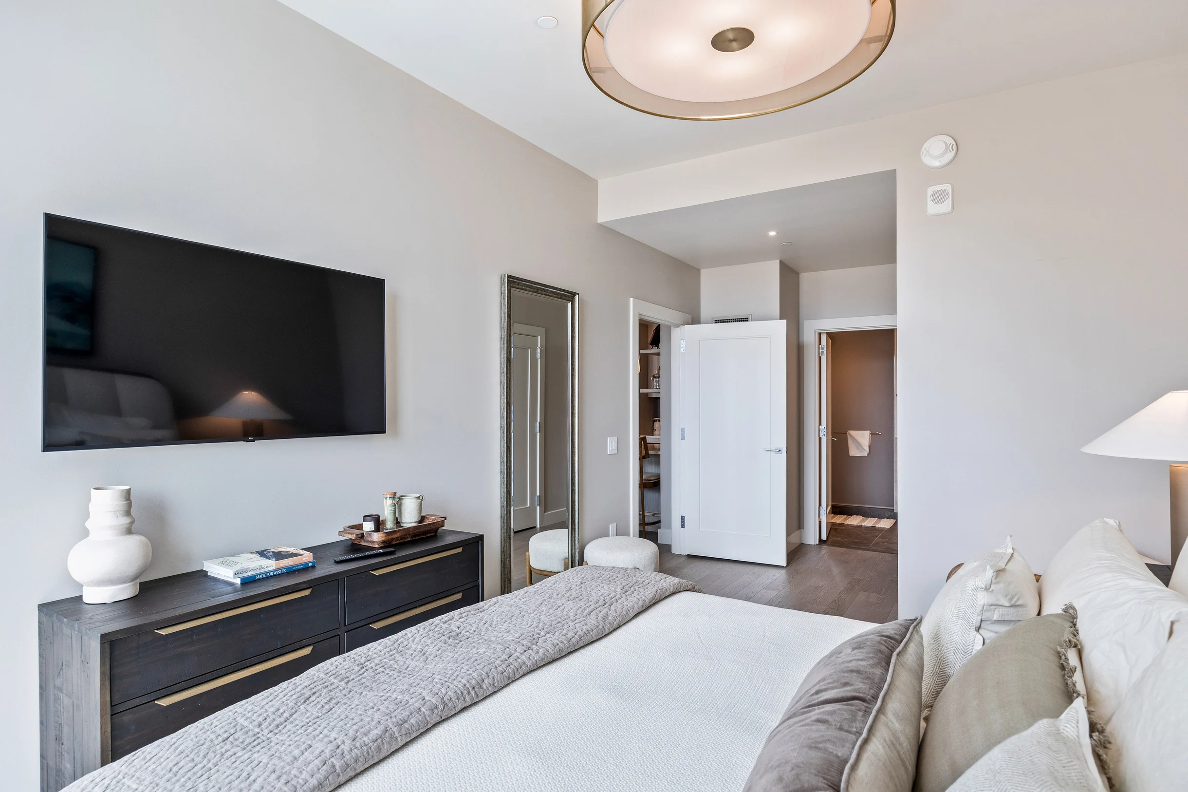 Wander Midway Valley #45