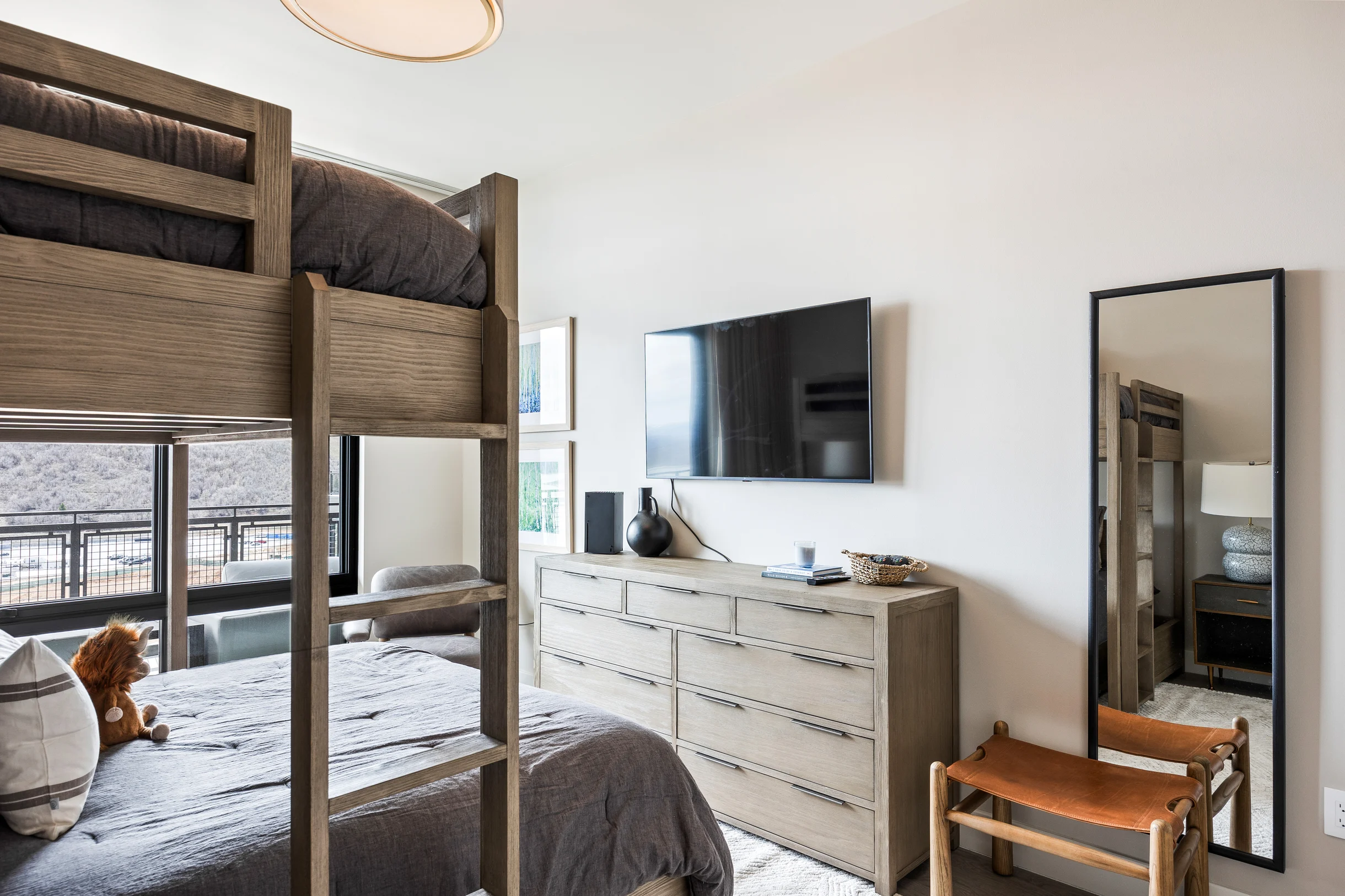 Wander Midway Valley #51