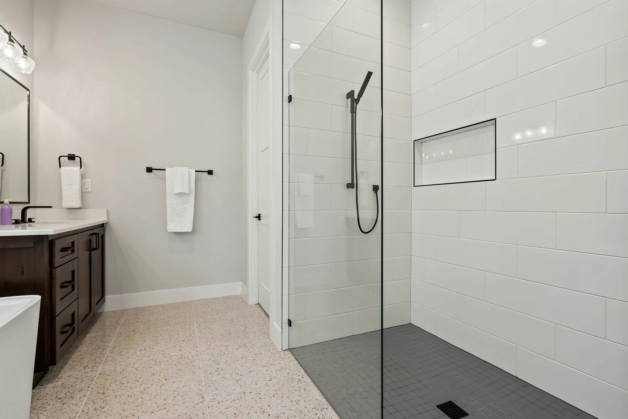 Wander Kingsland Allure #35