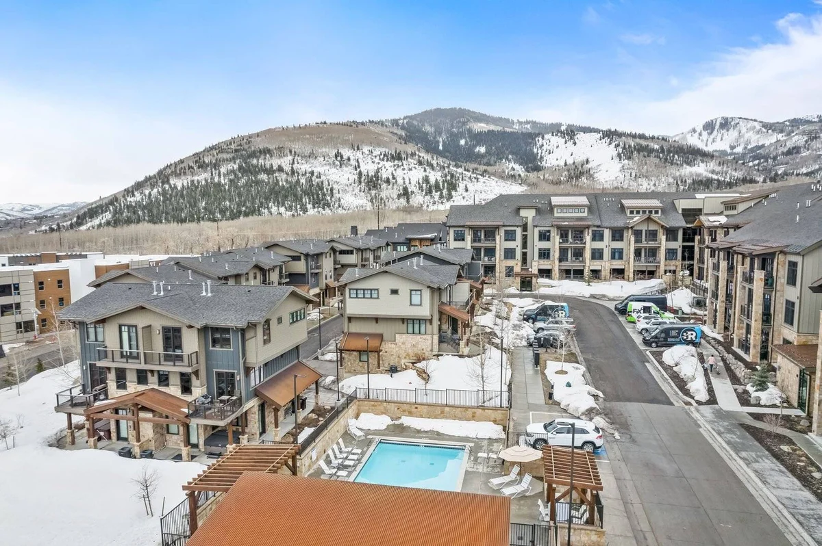 Wander Park City Cascade