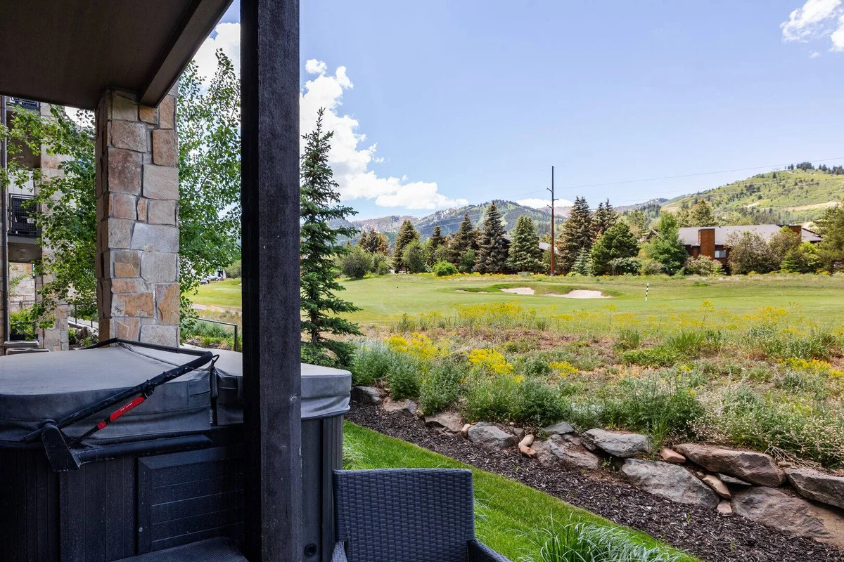 Wander Park City Wasatch #30