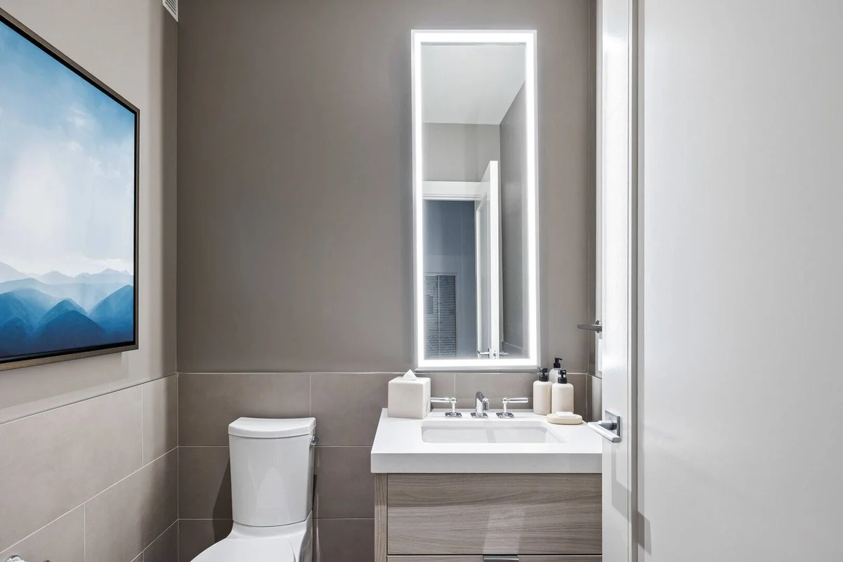 Wander Midway Valley